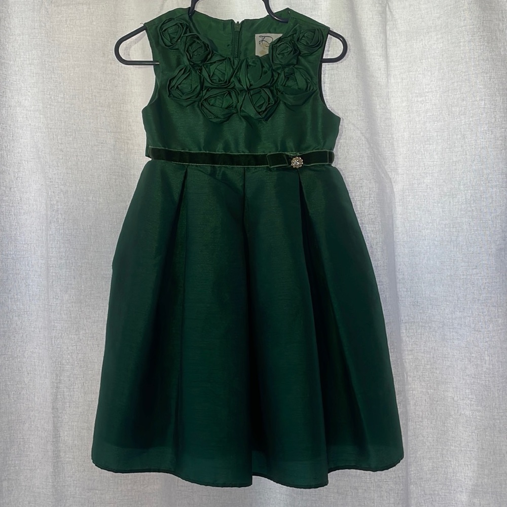 Emerald Green Formal Dress w/ velvet belt and jeweled bow 24M